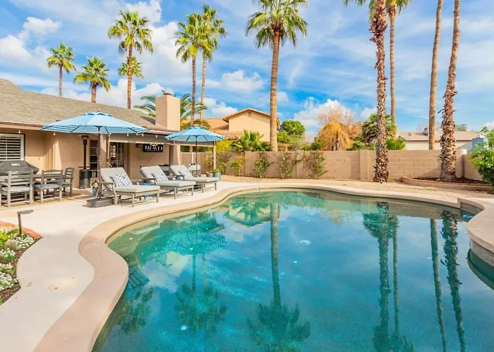 Greenway Park Oasis-htd Pool-putt-firepit